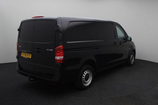Mercedes-Benz VITO 114 CDI Lang 2022 | Goed Onderhouden | Trekhaak | Airco | Carplay | DAB Radio | Elektrische Ramen | Achteruitrij Camera | Boekjes | 2 Sleutels