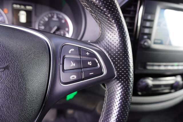 Mercedes-Benz VITO 114 CDI 136pk Automaat Lang L2 Trekhaak Apple Carplay Camera Navi Stoelverwarming ACC Cruise control