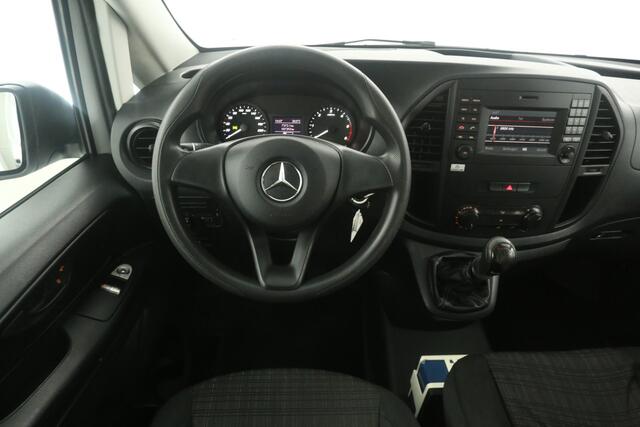 Mercedes-Benz VITO 111 CDI Extra Lang | Oprijplaat | Airco | Camera | 3 Zits | Elektrpakket