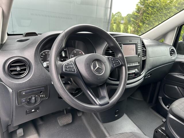 Mercedes-Benz VITO 114 CDI 136 PK E6 AUTOMAAT / L2H1 / 1e EIG. / TREKHAAK / CAMERA / 2x SCHUIFDEUR / CRUISE / AIRCO