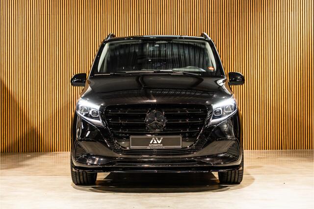 Mercedes-Benz VITO 119 CDI 4-MATIC DC L3 XL | AMG | L+R Schuifdeur | Dubbel cabine | 5-Zitter | Navigatie | CarPlay | Camera | Lederen bekleding | Stoelverwarming | 2500 kg trekgewicht | Trekhaak | Multibeam Led | PDC V+A