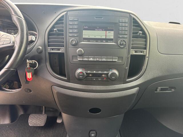 Mercedes-Benz VITO 116 CDI Lang Avantgarde Aut- 2x Schuifdeur, Navi, Lane Assist, Sidebars, Trekhaak, Grijs kenteken