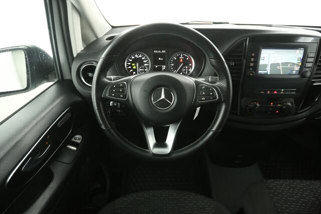 Mercedes-Benz VITO 114 CDI Extra Lang | Automaat | Airco | Cruise | Camera | 3 Zits | Trekhaak | Carplay