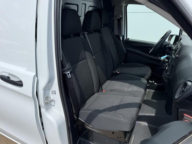Mercedes-Benz VITO eVito 112 66kWh L2 Elektrisch 97.7% (SOH) 280km WLTP Climate Control Cruise Control Carplay Camera Stoelverwarming Parkeersensoren
