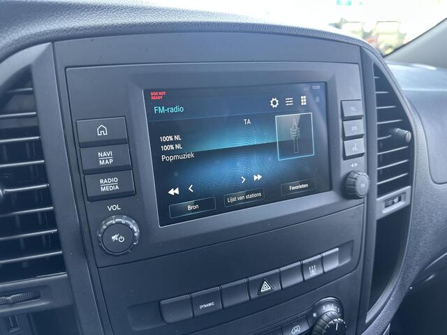 Mercedes-Benz VITO eVito 112 66kWh Airco Apple Carplay Navigatie | Snelladen | 261km WltP