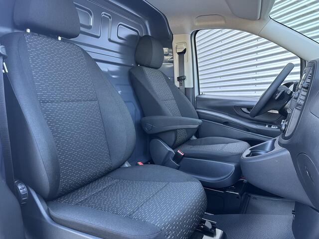 Mercedes-Benz VITO eVito 112 66kWh Airco Apple Carplay Navigatie L3 | Snelladen | 261km WltP | Extra lang
