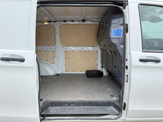 Mercedes-Benz VITO eVito 112 66kWh L2 280km WLTP 96,8% (SOH) Snelladen Climate Control Apple Carplay Stoelverwarming