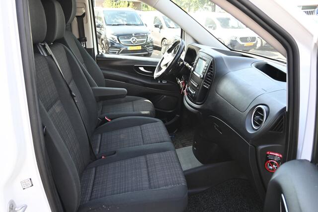 Mercedes-Benz VITO 114 CDI Extra Lang Audio 40 navigatie met camera, 2500kg Trekhaak, Etc.