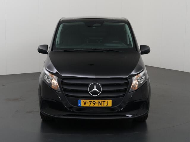 Mercedes-Benz VITO eVito 112 Bestelwagen L2 66 kWh | Stoelverwarming | Navigatie | Achteruitrijcamera | Airco | Cruise Control | Dodehoekassistent |
