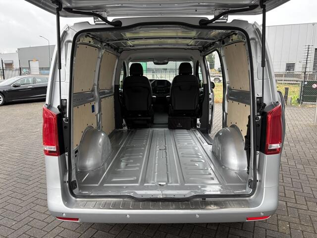 Mercedes-Benz VITO eVito 112 60kWh airco | navigatie | LED