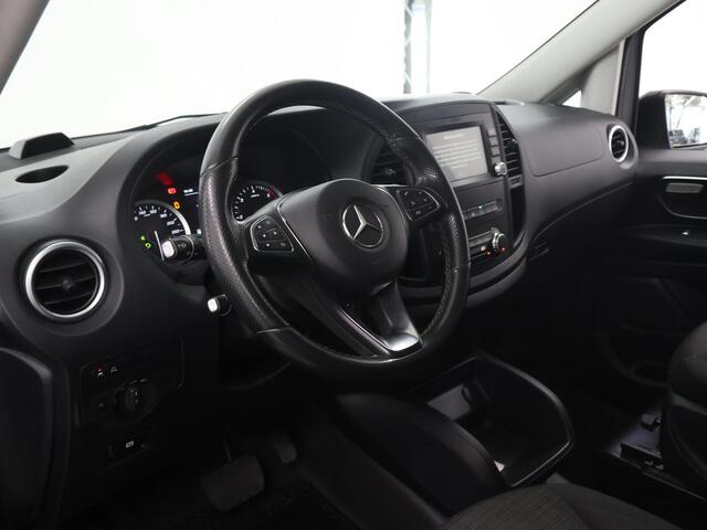 Mercedes-Benz VITO 116 CDI | Aut. | L2 Lang | Dubbele Cabine | Trekhaak | LM Velgen | 5-zits | Stoelverwarming | Climate Control | LED Koplampen