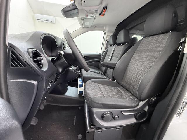 Mercedes-Benz VITO 110CDI Extra Lang 3-Persoons Camera Oprijplaat Airco Bluetooth Licht-/regensensor Betonplex Vloer Wandbetimmering Sidebars Euro 6 Origineel Nederlandse Auto