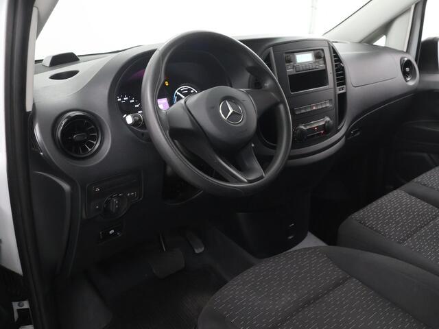 Mercedes-Benz VITO eVito Lang L2 | 41 kWh | Bluetooth | Stoelverwarming | Bluetooth | 3-zits |