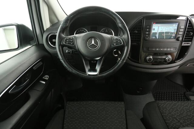 Mercedes-Benz VITO 116 CDI Lang | Automaat | Airco | Cruise | Camera | Carplay | 3 Zits | Navi | Trekhaak | Parkeersens.