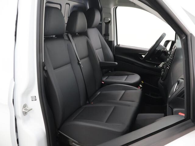 Mercedes-Benz VITO eVito 112 | L2 | 60 kWh | AIRCO | CRUISE CONTROL | NAVIGATIE | ACHTERUITRIJCAMERA | KUNST LEDEREN BEKLEDING | MULTIFUNCTIONEEL STUURWIEL | ELEKTRISCH VERSTELBARE BUITENSPIEGELS | CERTIFIED