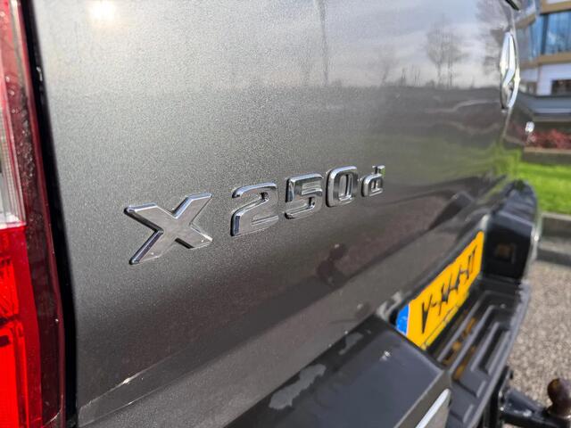 Mercedes-Benz X-Klasse 250D 4 Matic Automaat Airco Navi Cruisecontrol Trekhaak 3500KG GRIJS KENTEKEN Euro 6