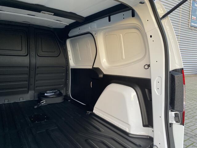 Mercedes-Benz eCitan GB 51kW L2 PRO | Navigatie | Dodehoekdetectie | Airco | Bluetooth | Bumpers in carosseriekleur | Trekhaak