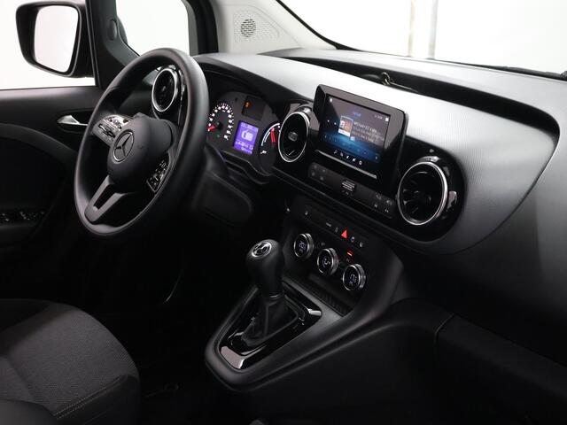 Mercedes-Benz eCitan L1 Pro 51 kWh | Achteruitrijcamera | Climate Control | LED Koplampen | Cruise Control | Stoelverwarming | Lichtmetalen velgen | Navigatie |