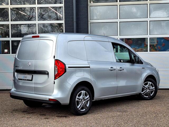 Mercedes-Benz eCitan 112 Pro L1 51 kWh | Achteruitrijcamera | Cruise Control | Smartphone Integratie | Dodehoekassistentie | LED Mistlampen Voor