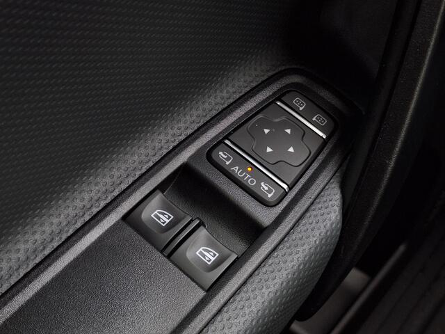 Mercedes-Benz eCitan 112 Pro L1 51 kWh | Achteruitrijcamera | Cruise Control | Smartphone Integratie | Dodehoekassistentie | LED Mistlampen Voor