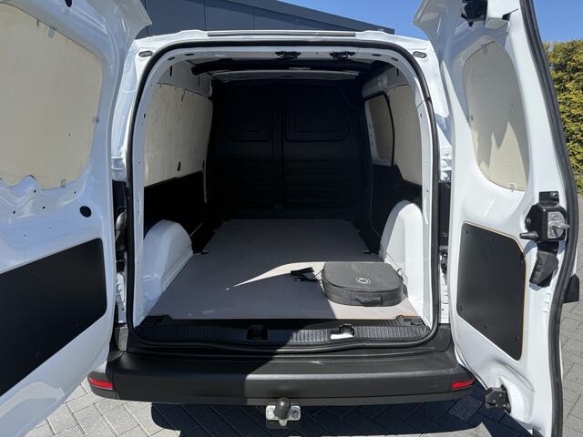 Mercedes-Benz eCitan 51 kWh / L2H1 / TREKHAAK / 3-ZITS / **7.812 KM!!** / CAMERA / CRUISE / ECC / CARPLAY