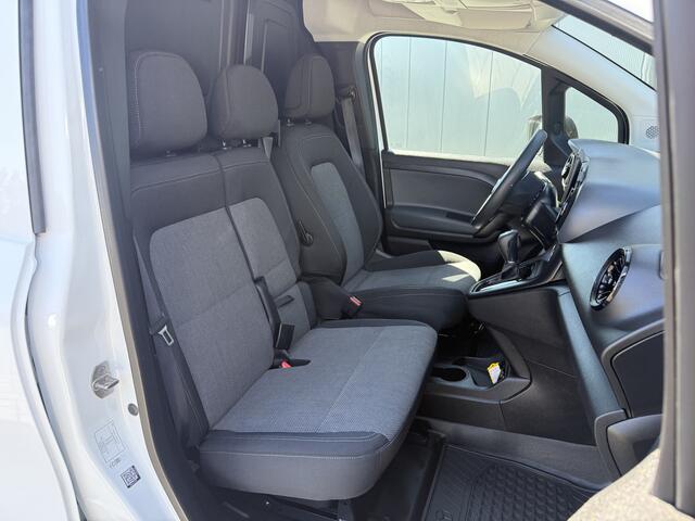 Mercedes-Benz eCitan 51 kWh / L2H1 / TREKHAAK / 3-ZITS / **7.812 KM!!** / CAMERA / CRUISE / ECC / CARPLAY