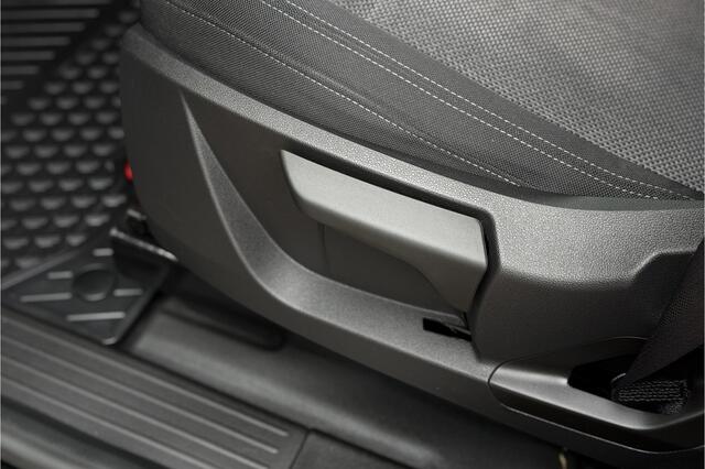 Mercedes-Benz eCitan L1 Pro 51 kWh | Snellader | Stoel+Stuurverwarming | Camera | Trekhaak | Nieuwstaat