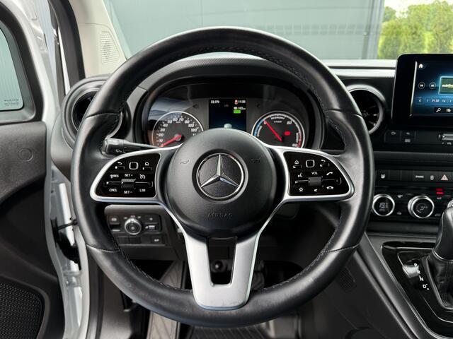 Mercedes-Benz eCitan 112 Pro L2H1 / 51 kWh / 6.716 KM / LED HIGH PERFORMANCE KOPLAMPEN / CAMERA / ECC / TREKHAAK / STOELVERW