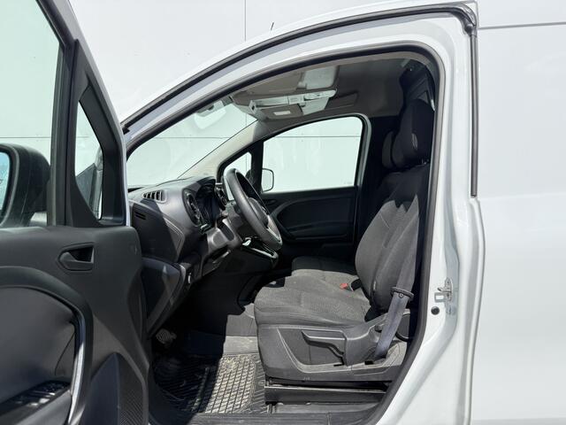 Mercedes-Benz eCitan 112 51 kWh L1 284kkm WLTP Camera MBUX Trekhaak 75kW Snelladen Apple Carplay Cruise Control