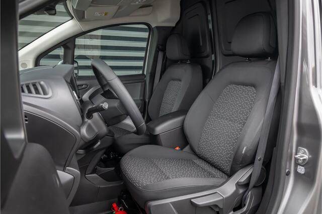 Mercedes-Benz eCitan L2 Pro 51 kWh Gloss Black