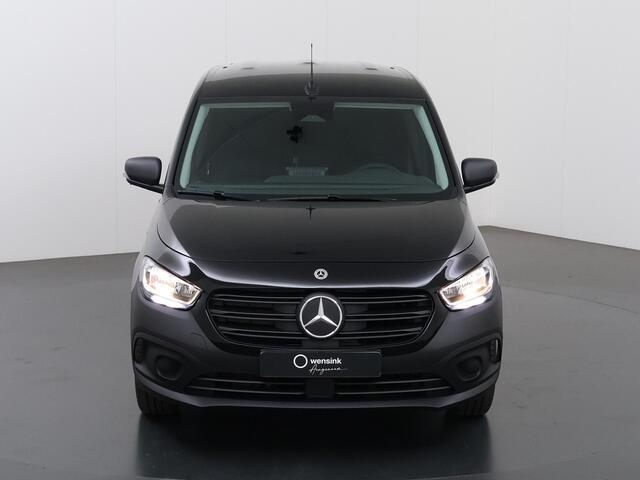 Mercedes-Benz eCitan 112 Base L2 51 kWh | Achteruitrijcamera | DC laden 75 kW | Climate Control | Multifunctioneel stuurwiel |