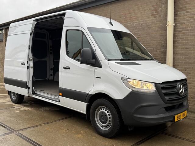 Mercedes-Benz eSprinter 312 L2H2 55kWh 80KW-Snelladen 168km WLTP AC Inklapbare Spiegels