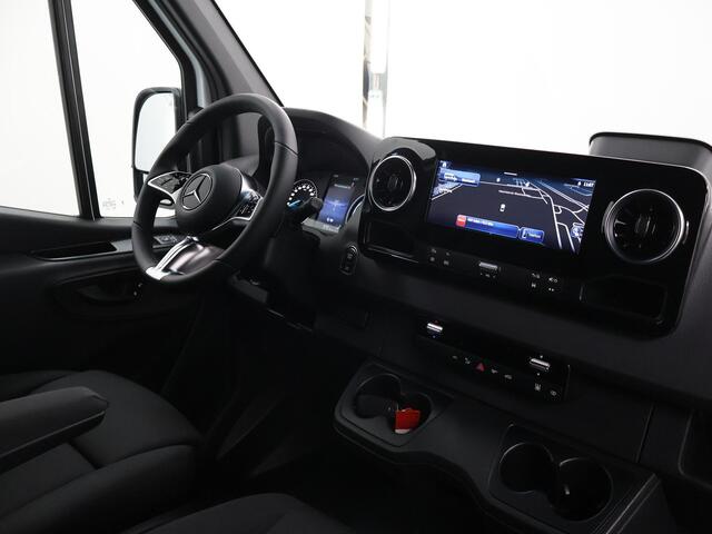 Mercedes-Benz eSprinter 320 L3 Pro 56kWh Mercedes-Benz eSprinter 320 GB L3 RWD PRO