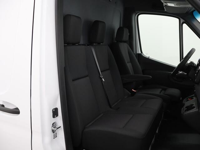 Mercedes-Benz eSprinter 320 L3 Pro 56kWh