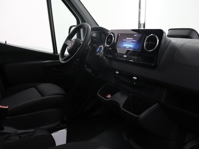 Mercedes-Benz eSprinter 414 GB L3 RWD PRO