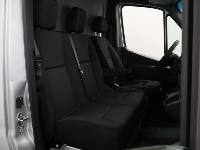 Mercedes-Benz eSprinter 314 L2H2 RWD PRO | 100% Elektrisch | 300km Range | 2000kg trekgewicht | SNELLADEN