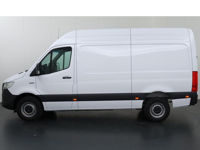 Mercedes-Benz eSprinter 314 L2 Pro 56kWh Mercedes-Benz eSprinter 314 GB L2 RWD PRO