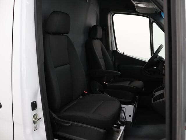 Mercedes-Benz eSprinter 414 GB L3 RWD PRO