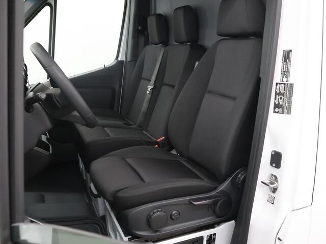 Mercedes-Benz eSprinter 314 L2H2 RWD PRO