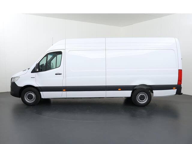 Mercedes-Benz eSprinter 414 L3 H2 PRO 113 kWh 4 ton GVW 4250 kg | 3 zits | Achteruitrijcamera | Trekhaak | Stoelverwarming | Cruise Control | Climate Control |
