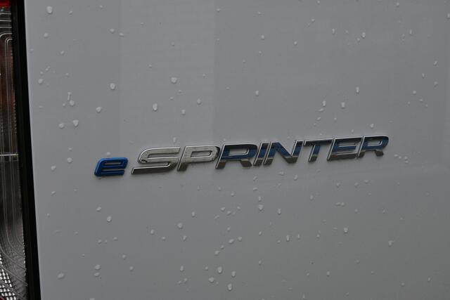 Mercedes-Benz eSprinter 314 L2H2 Pro 81kWh Smartphone integratie pakket, 115kW DC laden, Comfort stoel