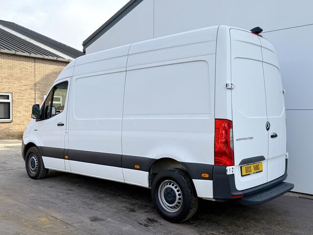 Mercedes-Benz eSprinter 312 L2H2 Elektrisch 41kWh 120pk Climate Control Camera Stoelverwarming