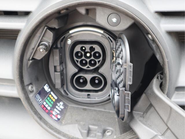 Mercedes-Benz eSprinter 314 56 kWh WLPT 181 km - L2H2 RWD - AC + DC Snelladen - WB 367 cm