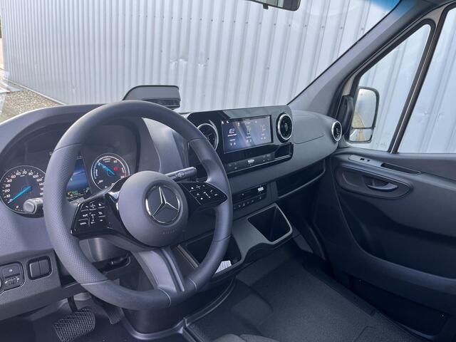 Mercedes-Benz eSprinter 314 L2 Pro 81kWh Rolstoelbus