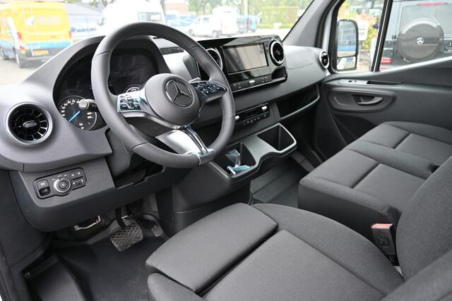Mercedes-Benz eSprinter 314/414 L3H2 450km Reikwijdte WLTP Pro 113kWh DC laden 115 kW, 270 graden achterdeuren, Etc.