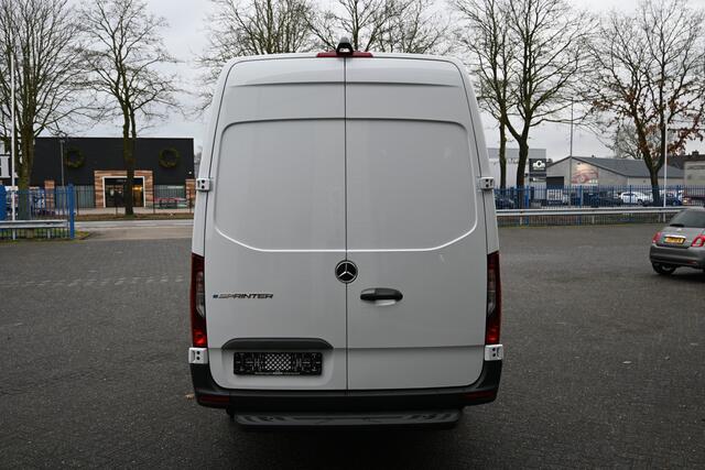 Mercedes-Benz eSprinter 320 L3 Pro 81kWh LED, DC-opladen 115kW, Smartphone integratiepakket, Opstap