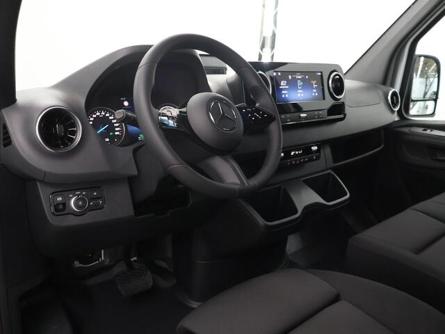 Mercedes-Benz eSprinter 414 L2 H2 RWD PRO 81kWh | Trekhaak | Smartphone integratie pakket | 115 kW Snelladen | Achteruitrijcamera | Standkachel | Stoelverwarming |