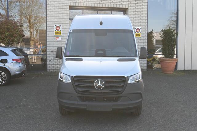Mercedes-Benz eSprinter 320 L2H2 Select 81kWh Distronic, Navigatie en Smartphone integratie pakket, LED