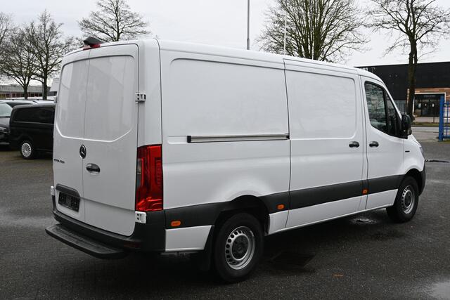 Mercedes-Benz eSprinter 314 L2h1 Pro 81kWh Snellader, Leder stuur, Led in laadruimte, Etc.