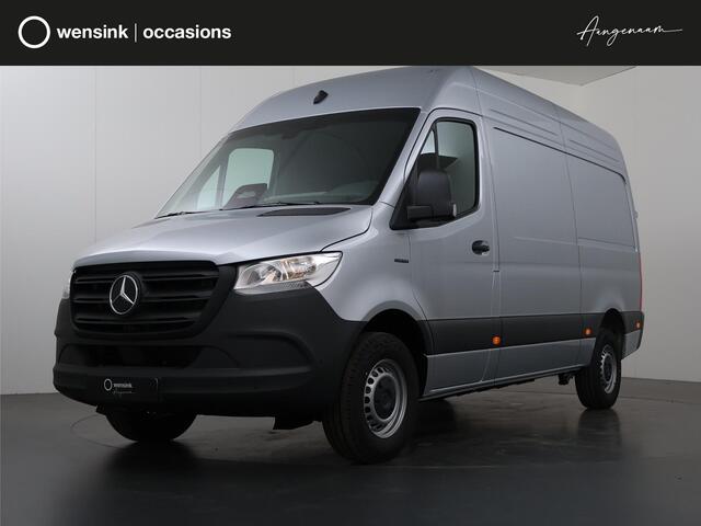 Mercedes-Benz eSprinter 314 L2 H2 PRO | 81 kWh | 100% elektrisch | 2000kg Trekhaak | 115Kw/u DC Snelladen | Smartphone integratie pakket | Carplay | Camera | Comfort bestuurdersstoel |